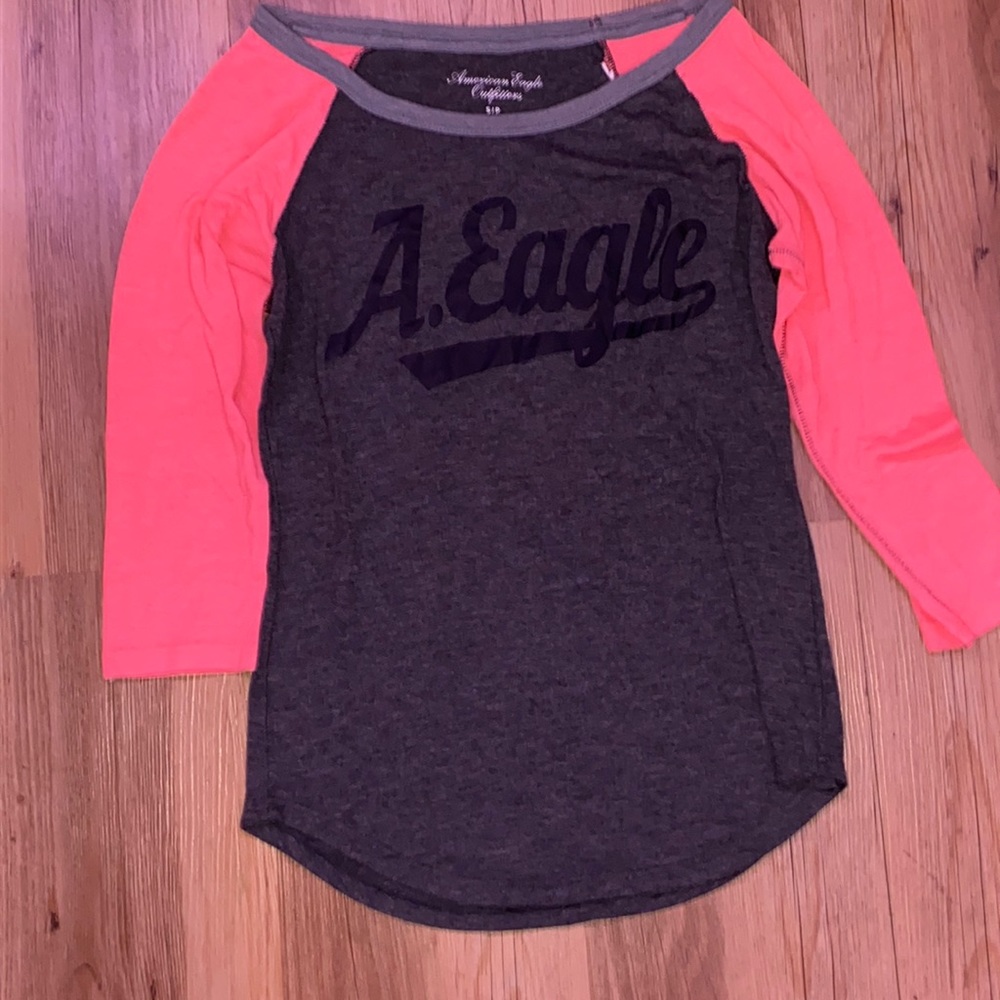 American Eagle T-shirt